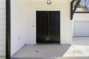 185 Stephanie Ln, Covington, GA 30016 - Photo 3
