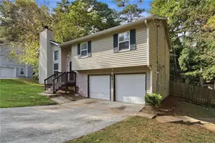 3086 Chippewa Dr, Rex, GA 30273 - Photo 3