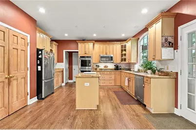 2983 Tynewick Walk NE, Roswell, GA 30075 - Photo 9