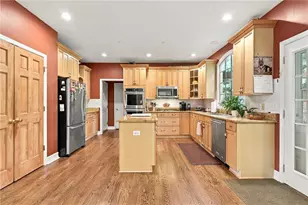 2983 Tynewick Walk NE, Roswell, GA 30075 - Photo 9