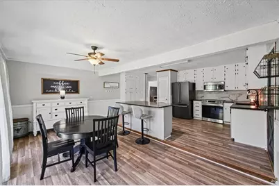 205 Woodglen Drive, Woodstock, GA 30188 - Photo 13