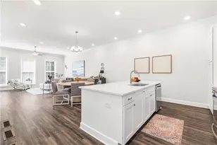 1847 La Dawn Ln NW, Atlanta, GA 30318 - Photo 11