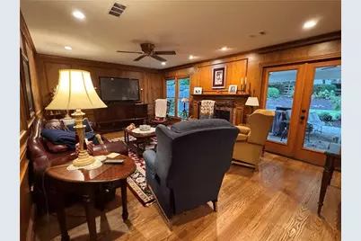 1065 Princeton Walk NE, Marietta, GA 30068 - Photo 11