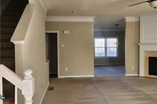 606 Market Pl Ln, Woodstock, GA 30188 - Photo 3