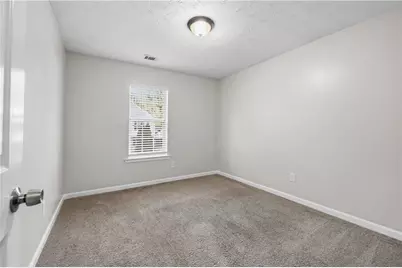5527 Tunbridge Wells Road, Lithonia, GA 30058 - Photo 9