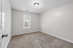 5527 Tunbridge Wells Rd, Lithonia, GA 30058 - Photo 9
