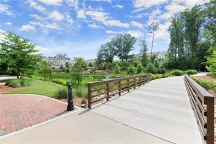 520 Fisher Dr, Alpharetta, GA 30009 - Photo 71