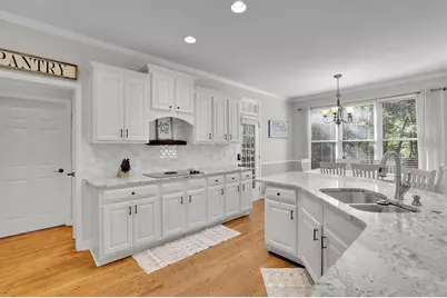 919 Ravenwood Way, Canton, GA 30115 - Photo 5