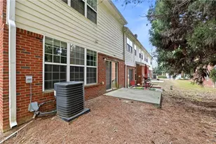 1006 Ivydale Cir, Lawrenceville, GA 30045 - Photo 23
