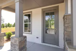84 Hickory Grv Ln, Hoschton, GA 30548 - Photo 3