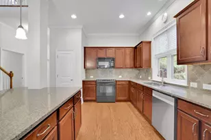 519 Huntington Dr, Ball Ground, GA 30107 - Photo 7
