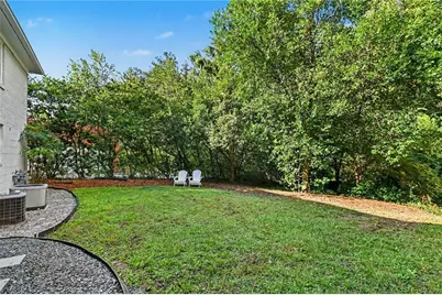 2240 Stephen Long Drive NE #B, Atlanta, GA 30305 - Photo 17