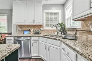 987 Park Hollow Way, Lawrenceville, GA 30043 - Photo 9