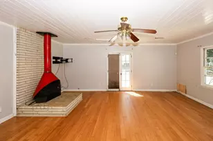 5075 Winters Chapel Rd, Atlanta, GA 30360 - Photo 5