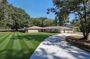 5075 Winters Chapel Rd, Atlanta, GA 30360 - Photo 3