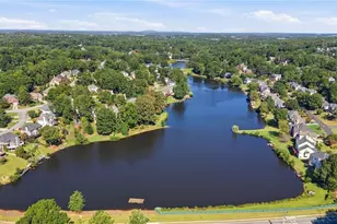 1832 Shores Ridge Ct, Suwanee, GA 30024 - Photo 5