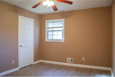 10787 Sanderling Lane, Jonesboro, GA 30238 - Photo 13