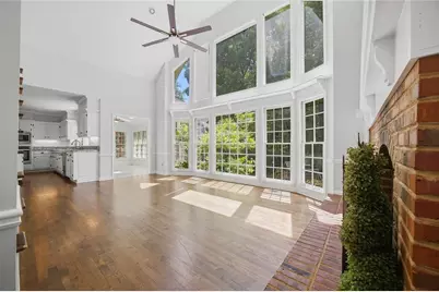 7525 S Spalding Lake Drive, Sandy Springs, GA 30350 - Photo 47