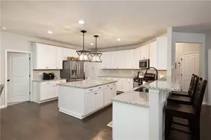 8455 Post Oak Ln, Gainesville, GA 30506 - Photo 15