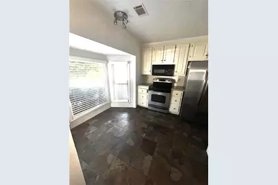 410 Forestgate Court, Atlanta, GA 30350 - Photo 5