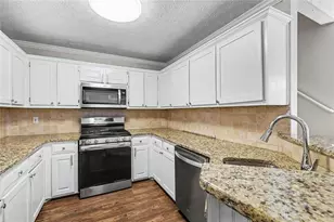 475 Fairway Ct, Newnan, GA 30265 - Photo 5