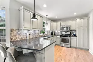 690 Ruxbury Ct, Suwanee, GA 30024 - Photo 19