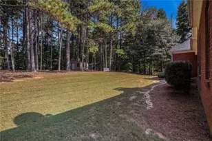 615 Wellington Dr, Winder, GA 30680 - Photo 23
