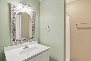 129 Holiday Road E, Buford, GA 30518 - Photo 31