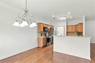 129 Holiday Road E, Buford, GA 30518 - Photo 13
