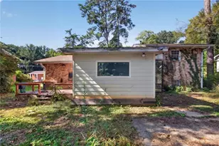 5918 Pinecreek Rd, Forest Park, GA 30297 - Photo 17