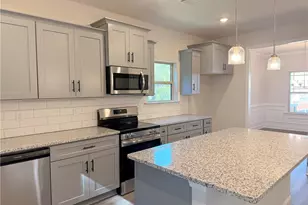 216 Magnolia Villas Dr, Cornelia, GA 30531 - Photo 13