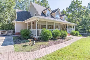3401 Country Ln, Gainesville, GA 30506 - Photo 7