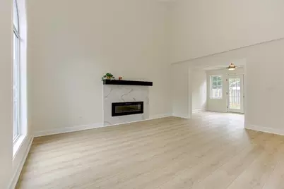1039 Boardwalk Drive, Lawrenceville, GA 30044 - Photo 15