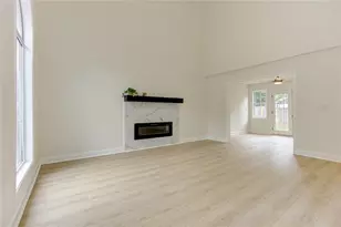 1039 Boardwalk Dr, Lawrenceville, GA 30044 - Photo 15