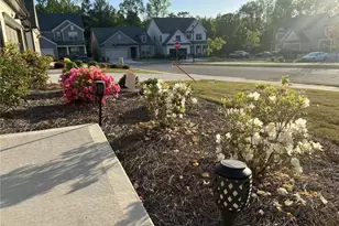 5461 Trillium Way, Flowery Branch, GA 30542 - Photo 3