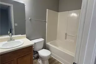 310 Lakeside Cir, Covington, GA 30016 - Photo 17