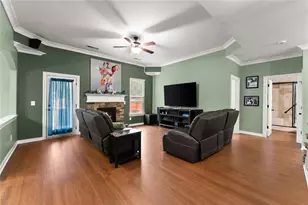 521 Georgia Cir, Loganville, GA 30052 - Photo 3