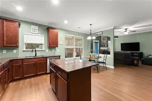 521 Georgia Cir, Loganville, GA 30052 - Photo 7
