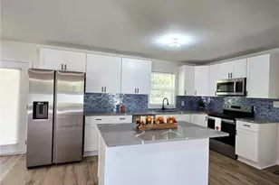 2613 Creek Ln, Snellville, GA 30078 - Photo 3