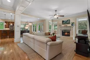 3698 Lakeview Dr, Tucker, GA 30084 - Photo 9