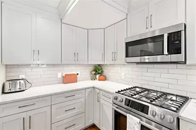 2965 Pharr Court South NW #416, Atlanta, GA 30305 - Photo 5