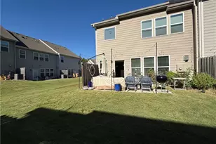 1241 Foxcroft Ln, Cumming, GA 30041 - Photo 17