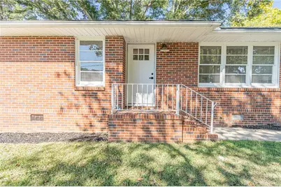 264 East Broad Street, Winder, GA 30680 - Photo 9