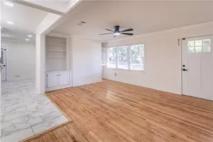 264 E Broad St, Winder, GA 30680 - Photo 13