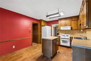 225 Tallow Box Dr, Roswell, GA 30076 - Photo 19