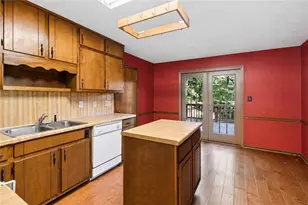 225 Tallow Box Dr, Roswell, GA 30076 - Photo 21
