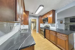 228 Fay Dr NW, Kennesaw, GA 30144 - Photo 15
