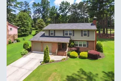 647 Shannon Green Circle SW, Mableton, GA 30126 - Photo 1