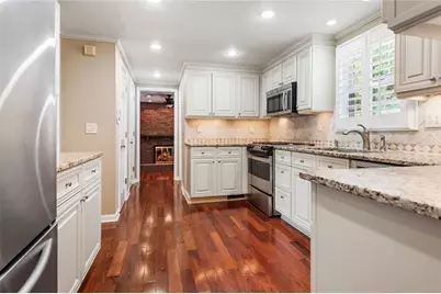 647 Shannon Green Circle SW, Mableton, GA 30126 - Photo 7