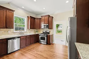 1809A Walker Ave, Atlanta, GA 30337 - Photo 3